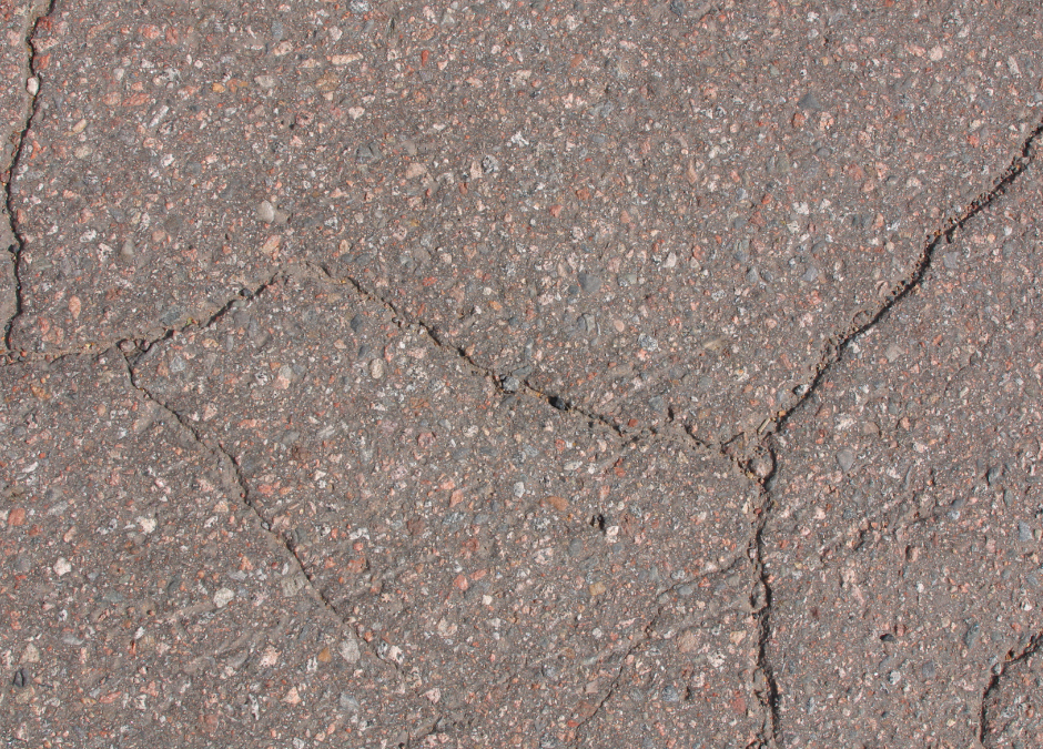 5 Reasons Why Your Pavement Is Cracked